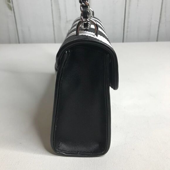 Michael Kors Medium Rose Flap Shoulder Bag NWT - Picture 5 of 8